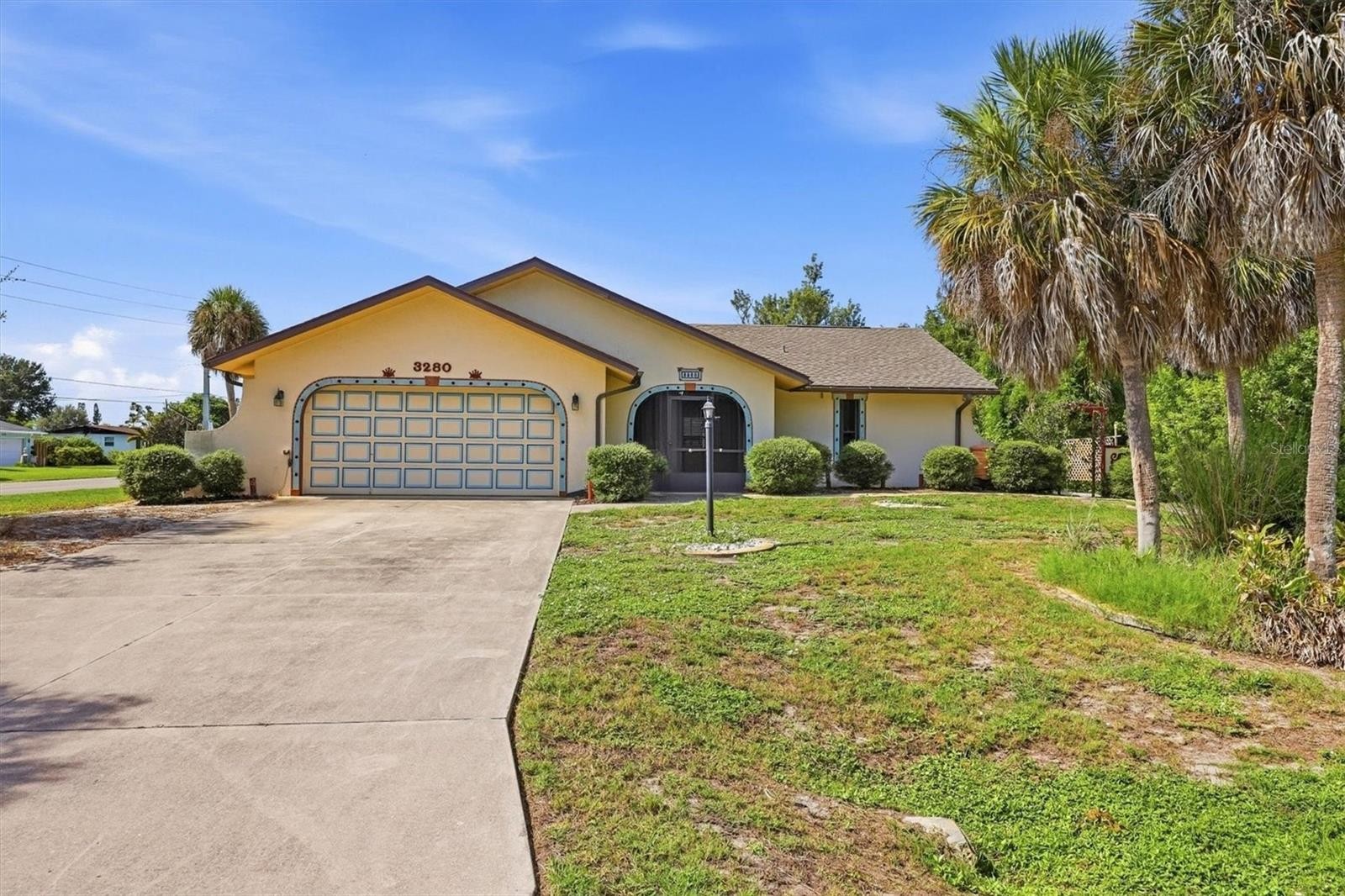 3280 SIESTA DR