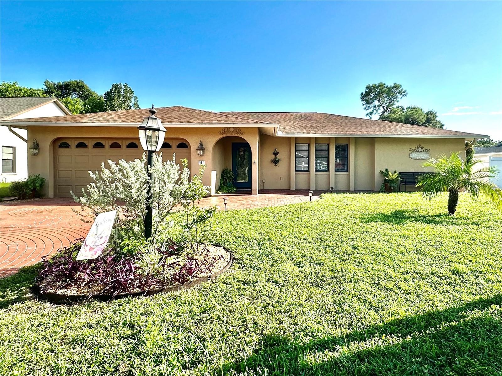 914 Plum Tree Ln Sarasota Florida 34243