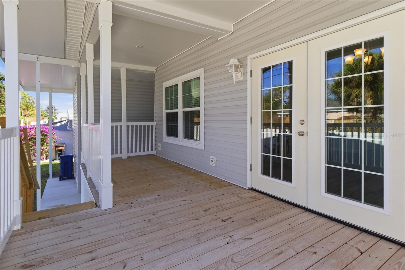 571 ORIENTAL POPPY DR