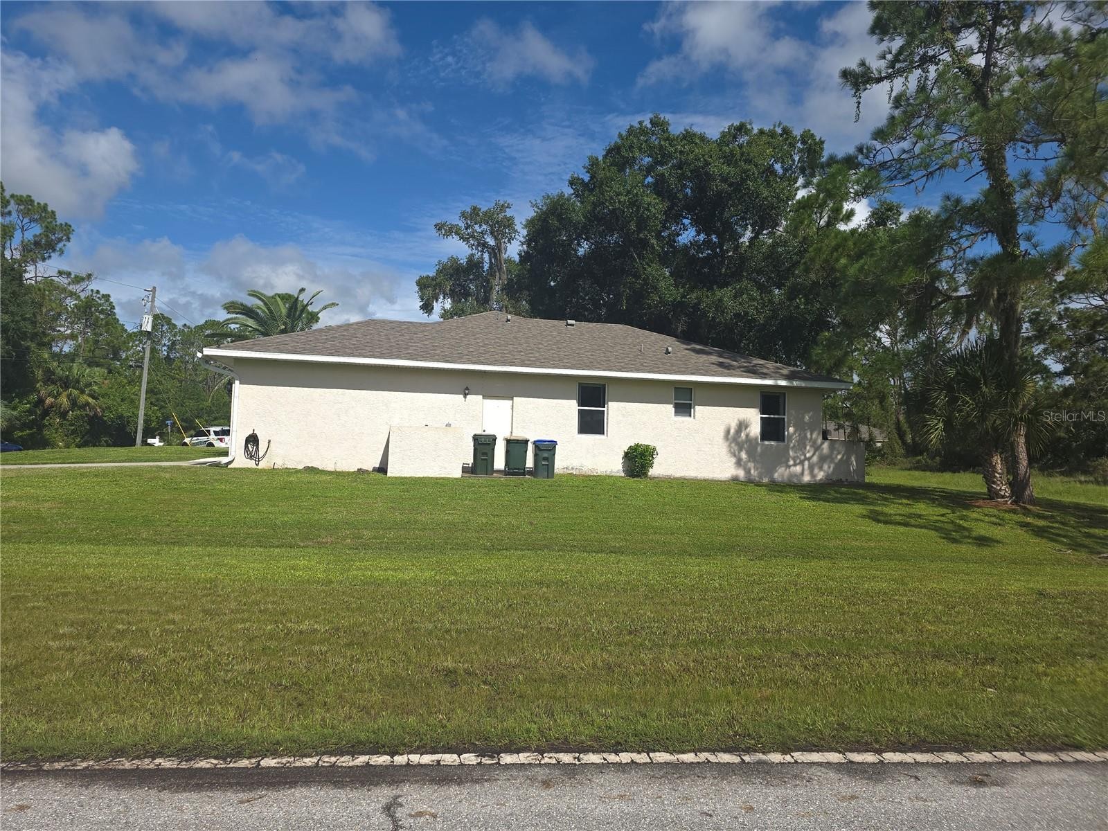 4038 LANGSOM LN