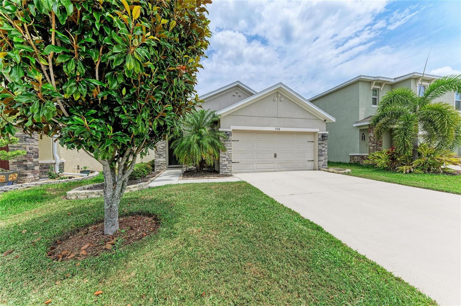 5908 BRIAR ROSE WAY