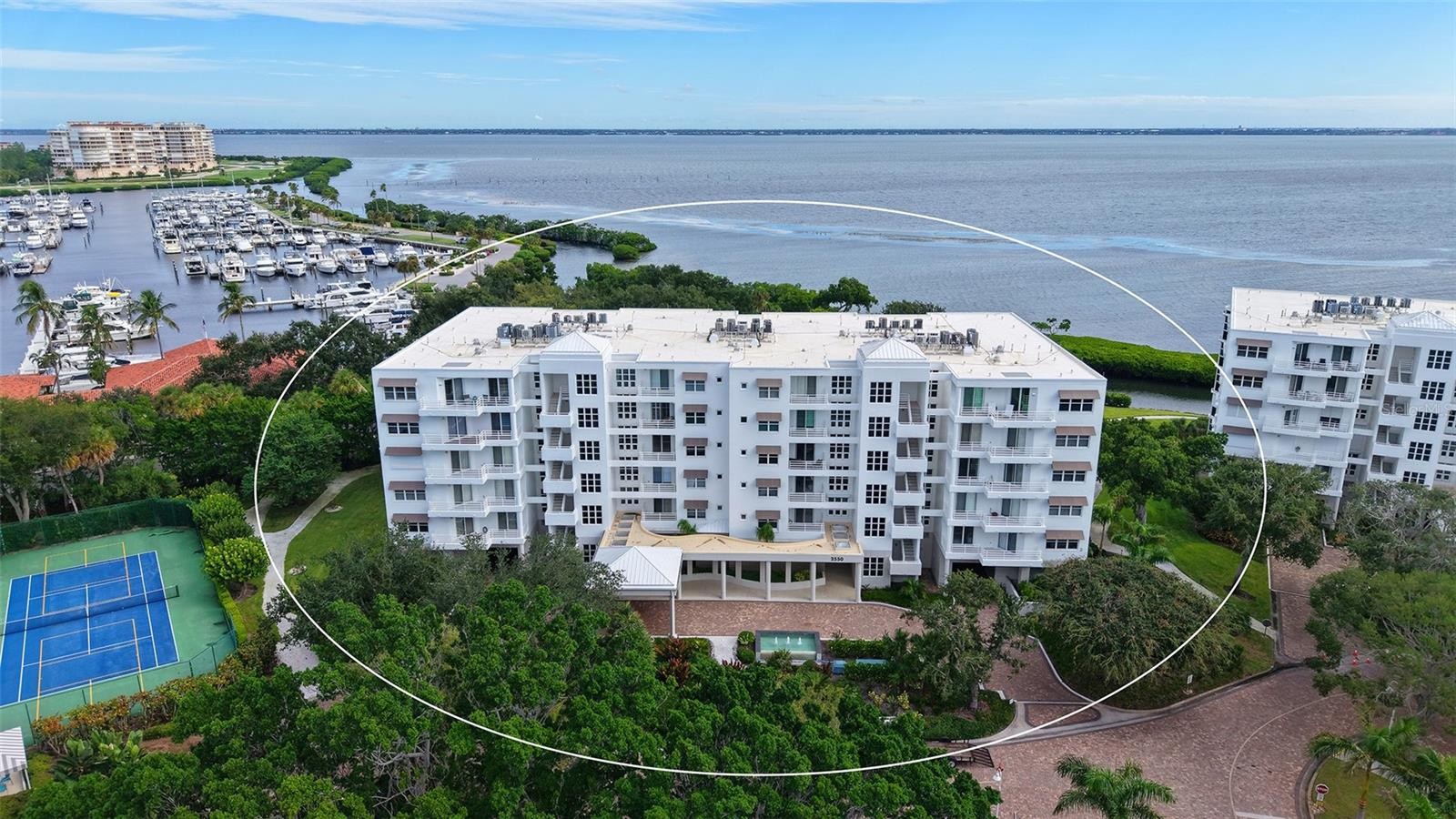 2550 HARBOURSIDE DR #334