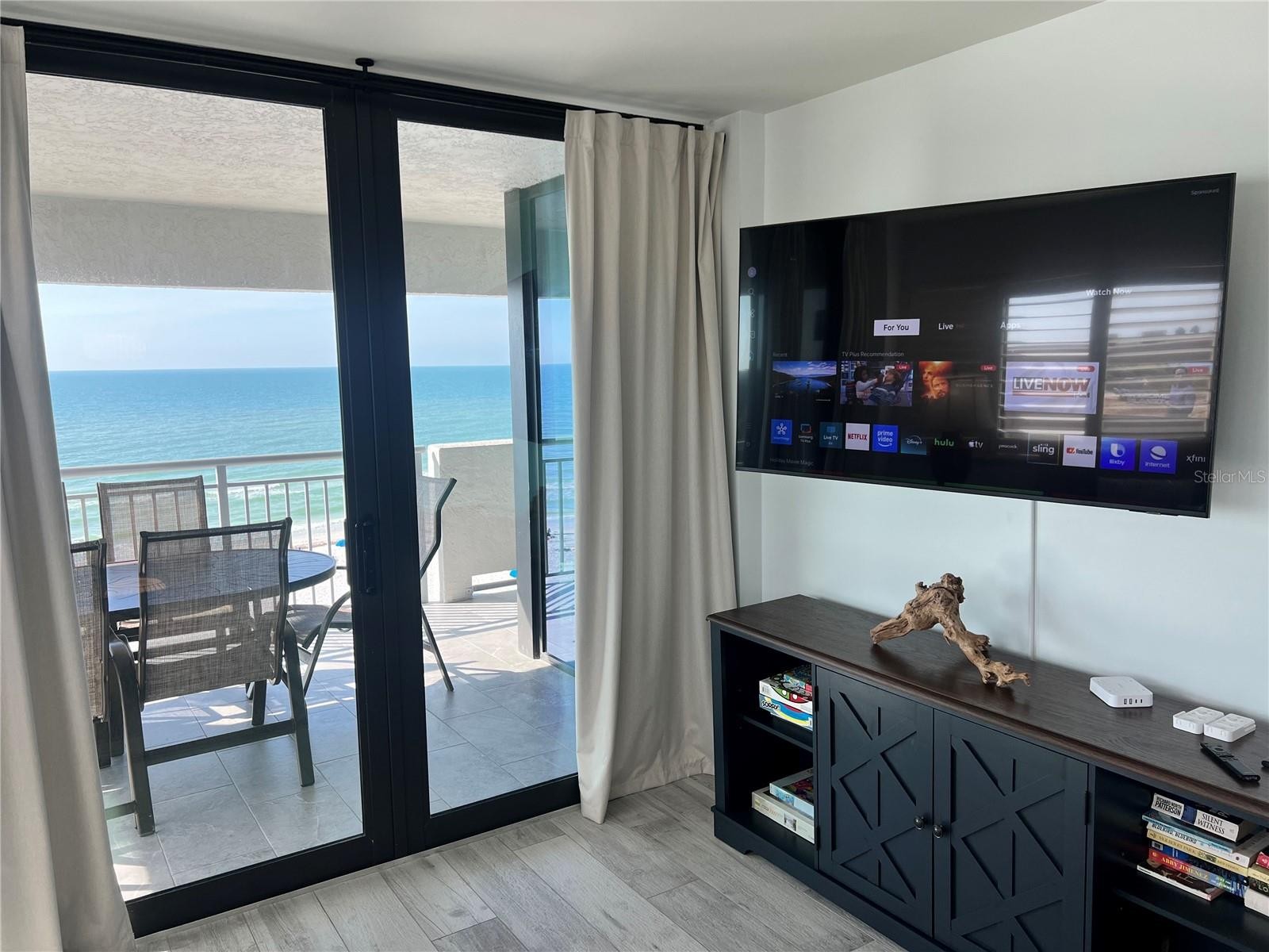 1001 POINT OF ROCKS RD #611