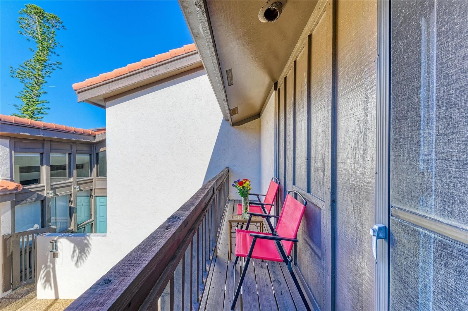 800 S BLVD OF THE PRESIDENTS #9