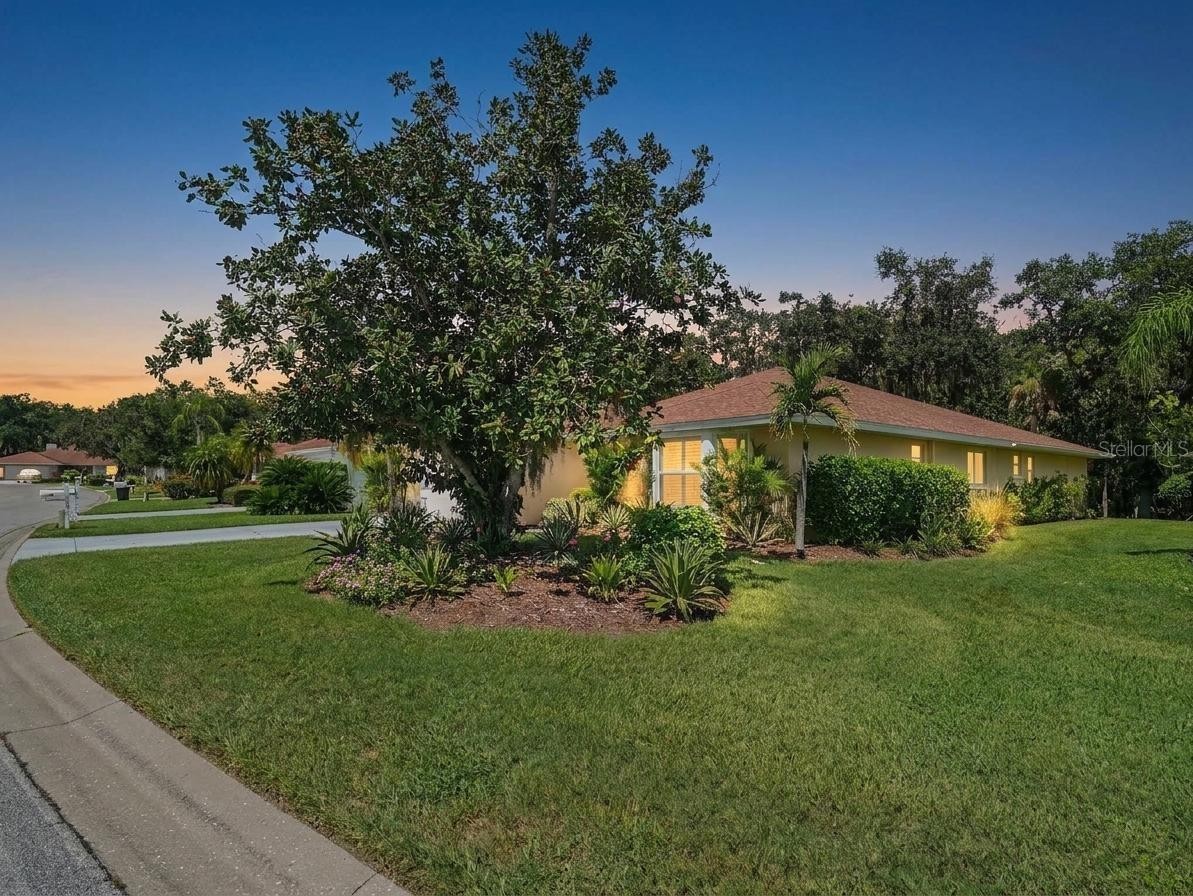 3432 BROOKRIDGE LN