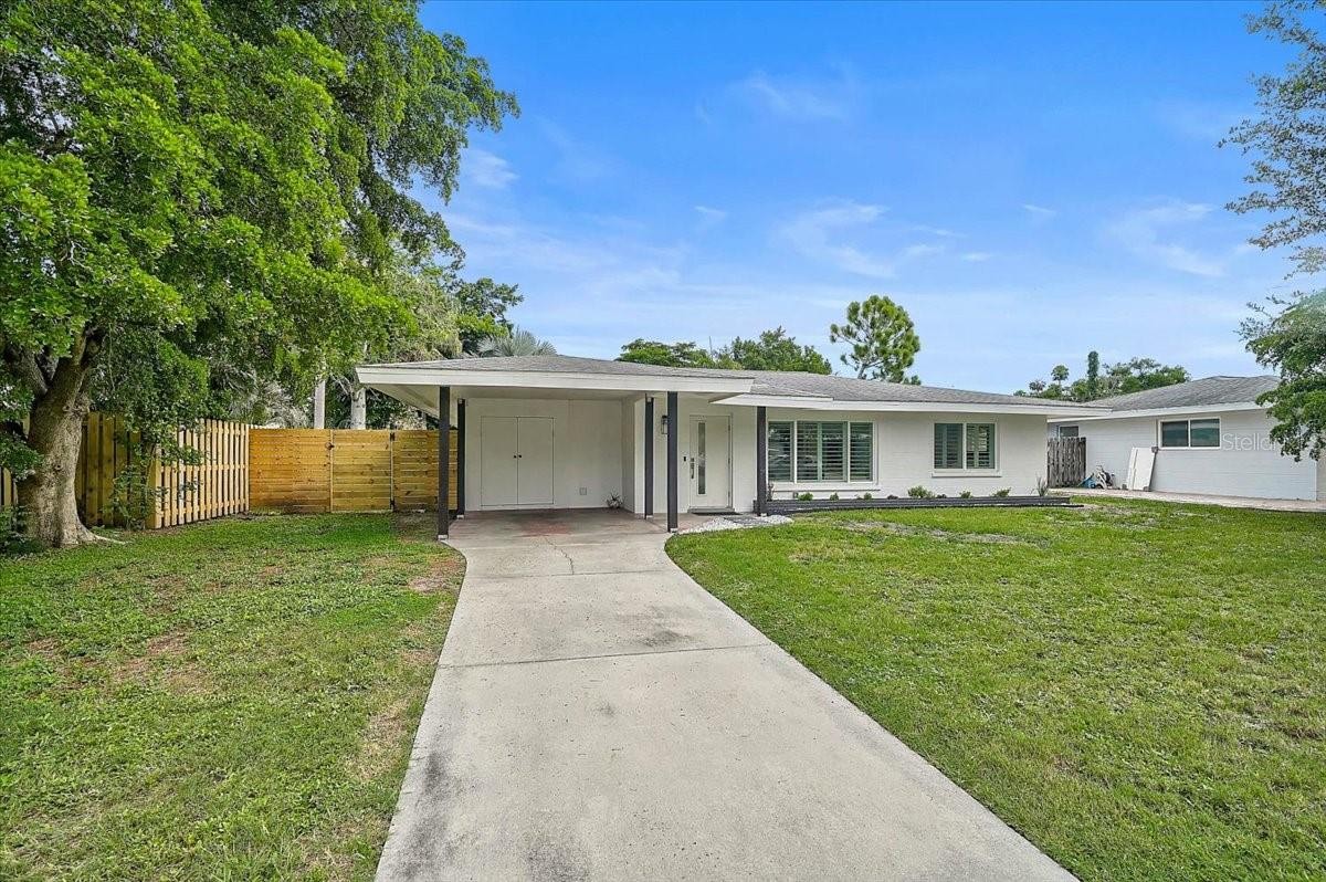2347 TANGERINE DR