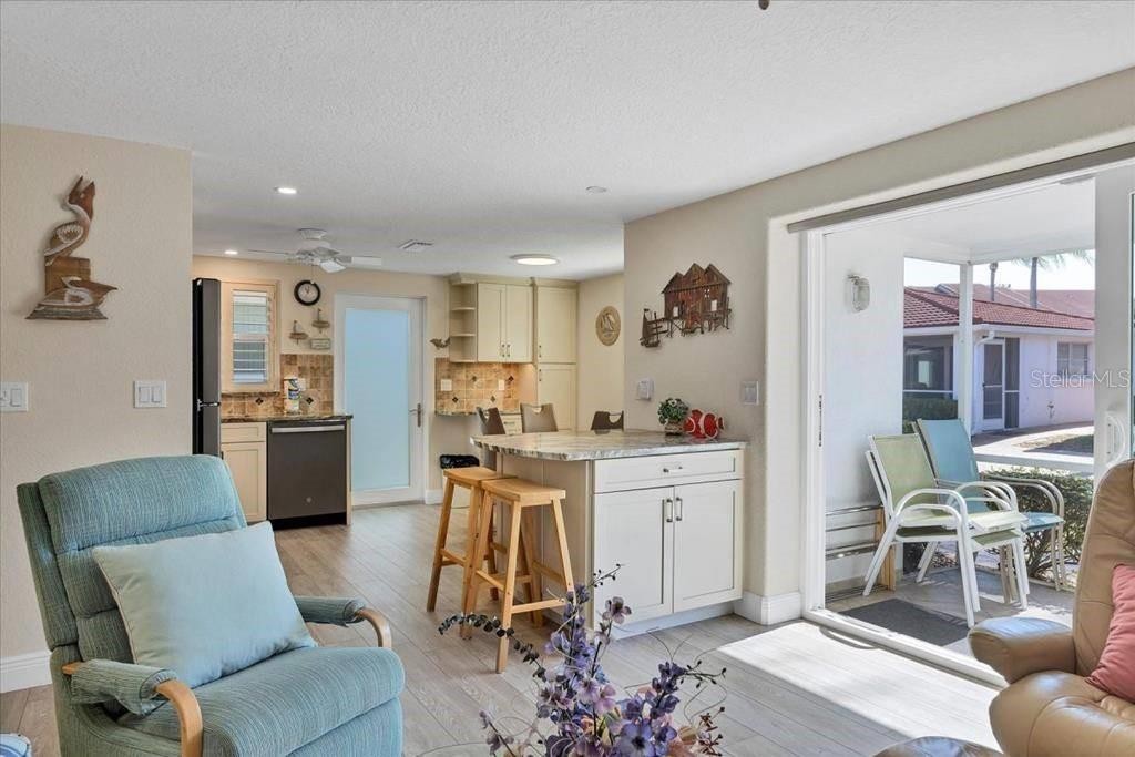 6154 MIDNIGHT PASS RD #C08