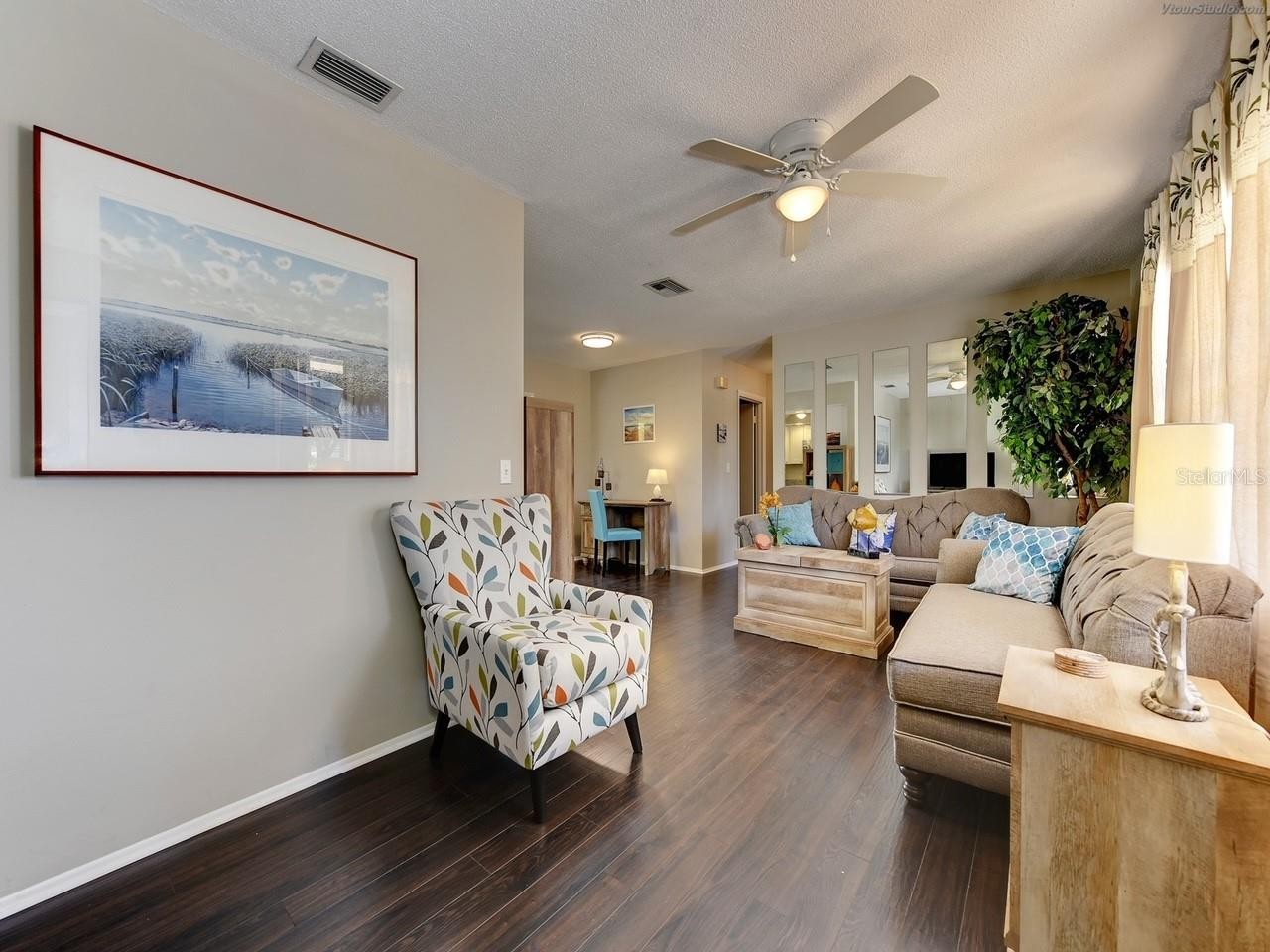 301 AVENIDA MADERA #B