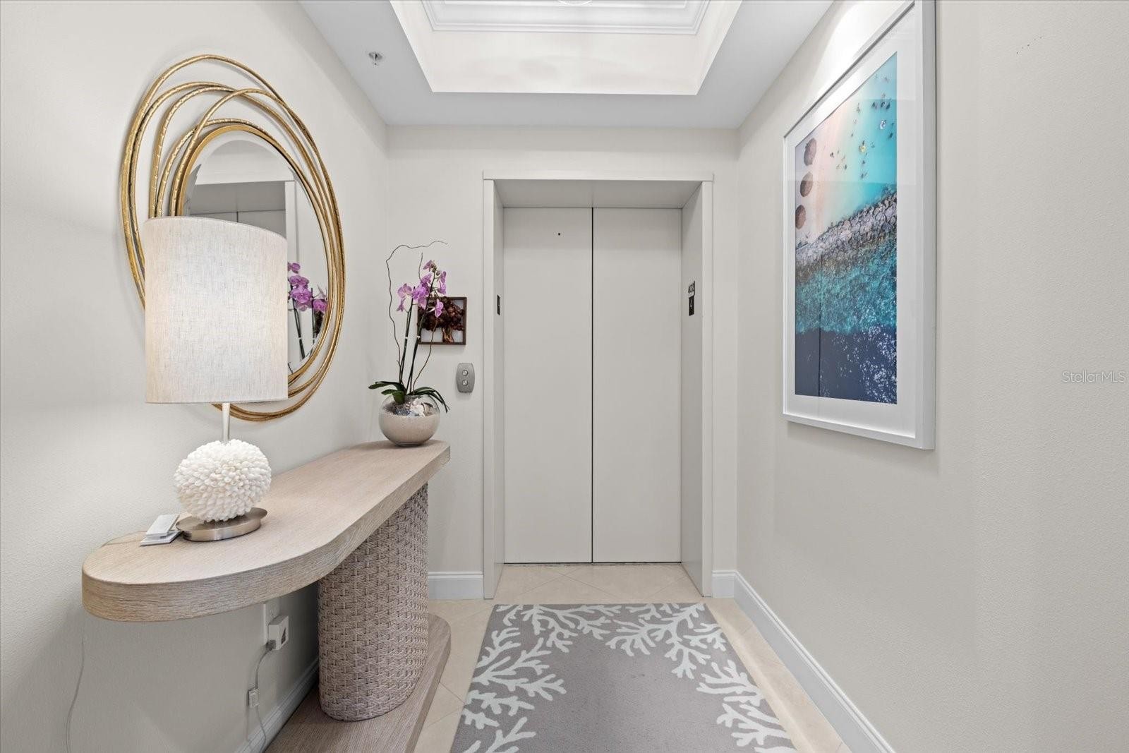 1660 SUMMERHOUSE LN #402