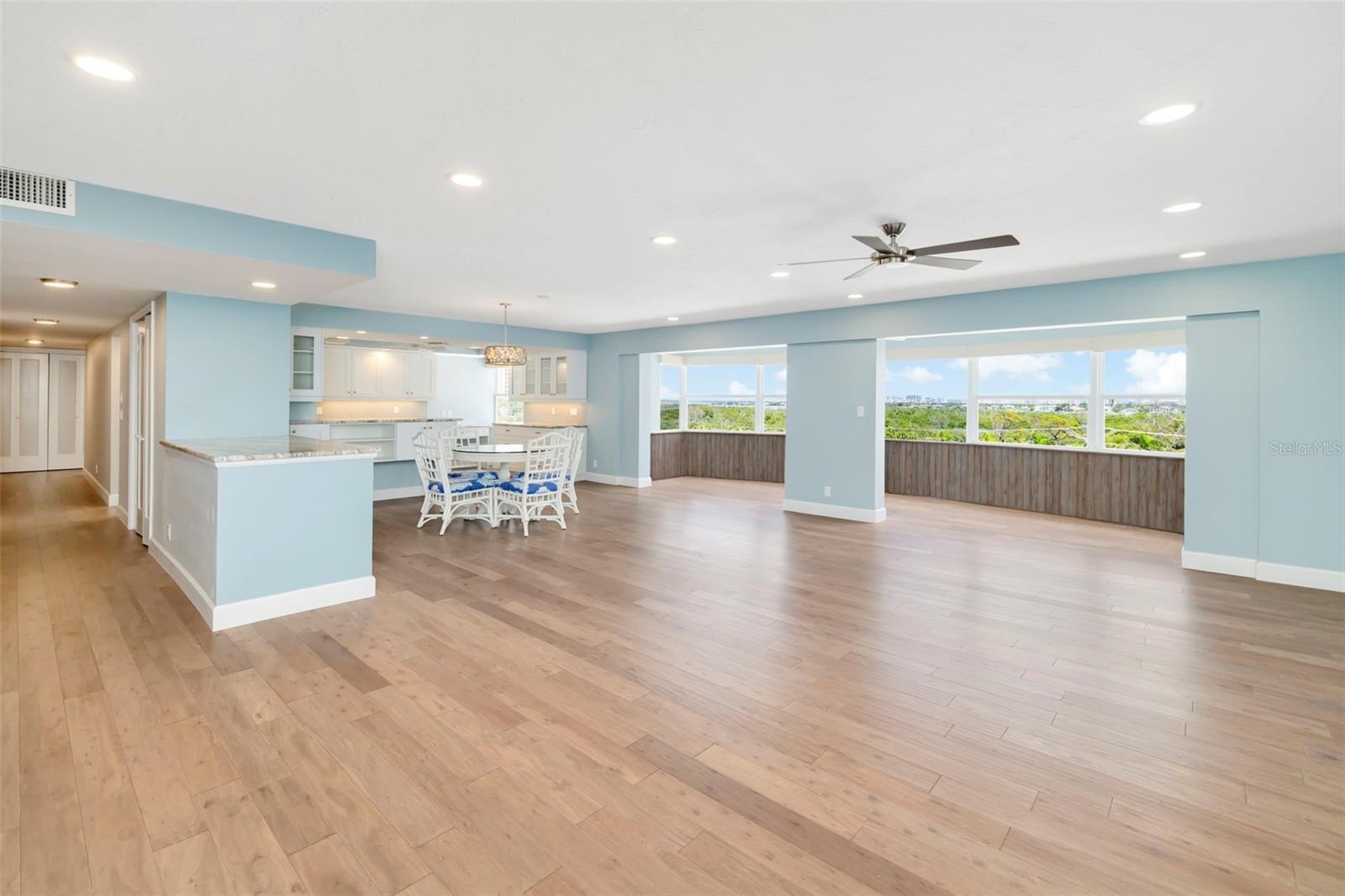 1750 BENJAMIN FRANKLIN DR #6F