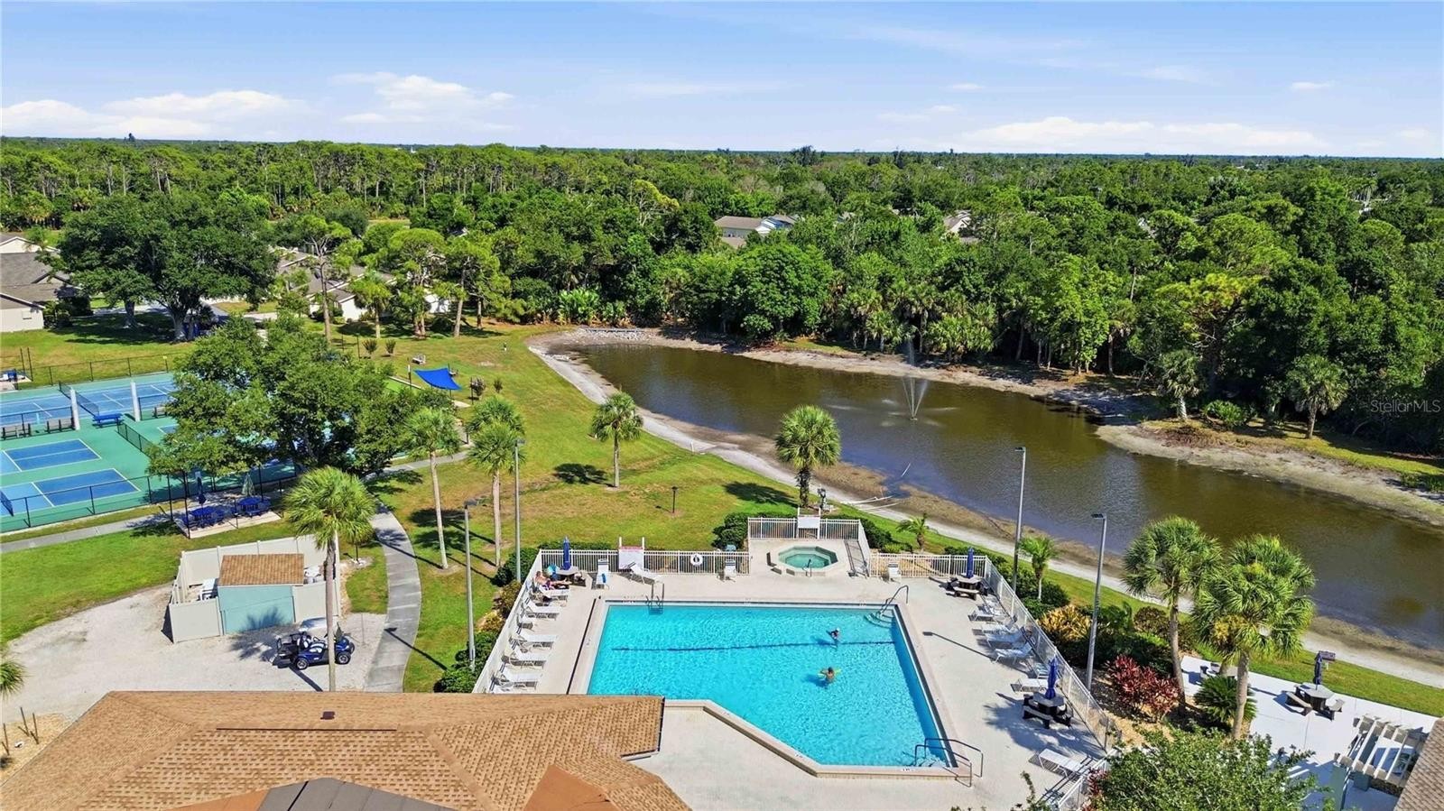 409 TOMOKA DR
