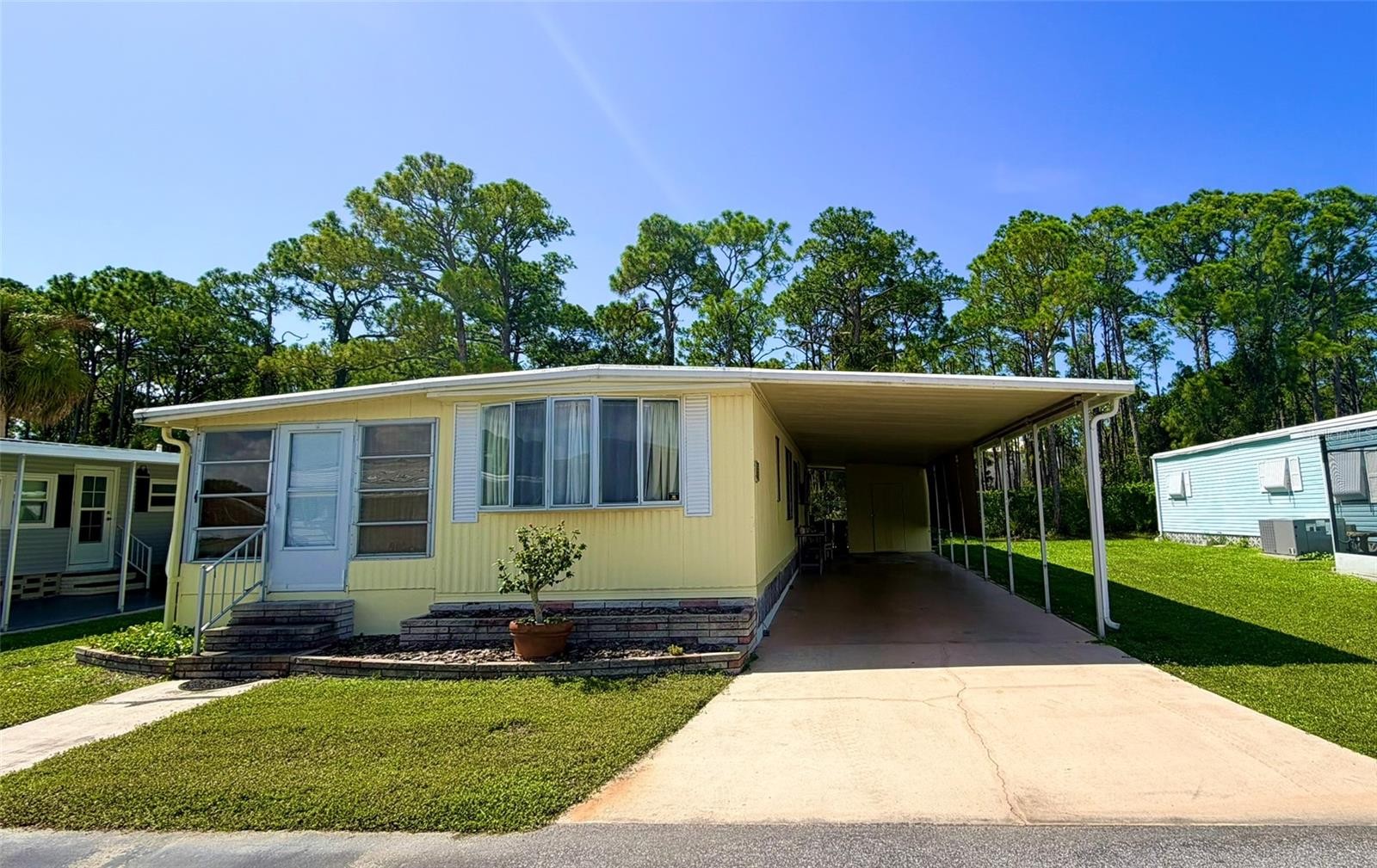 2248 CA D ORO DR