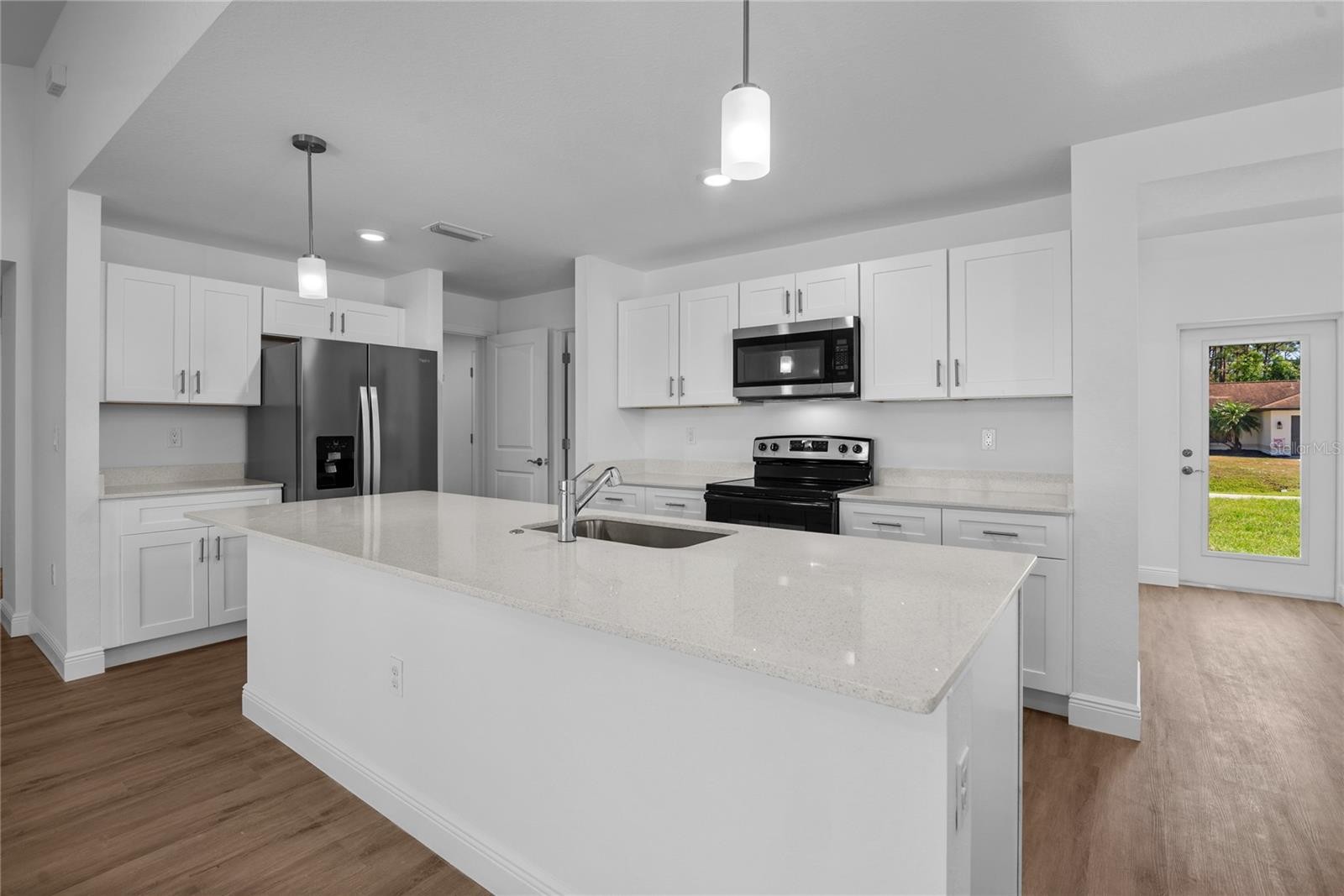 4462 AMARI RD