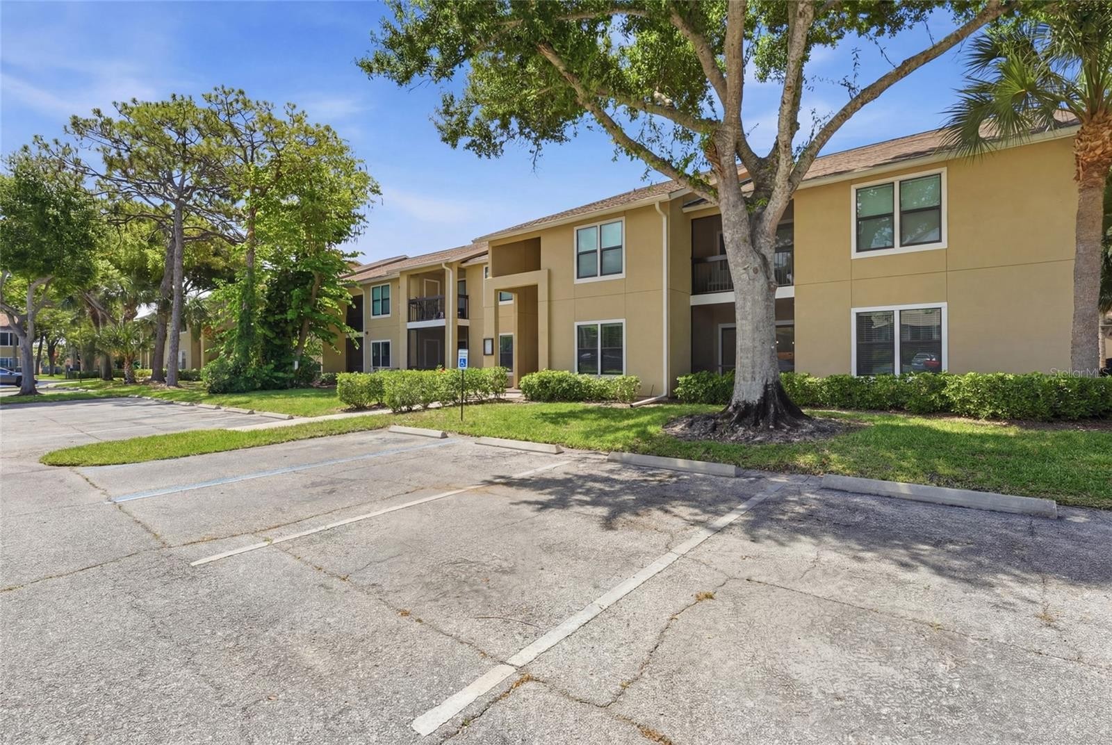 4057 CROCKERS LAKE BLVD #17