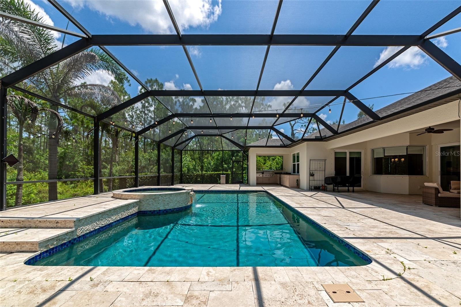 22209 DEER POINTE XING
