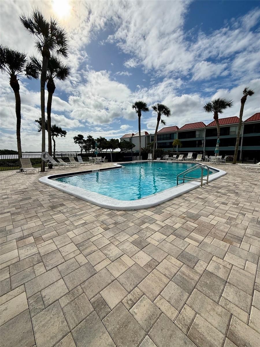 731 MANATEE AVE #731