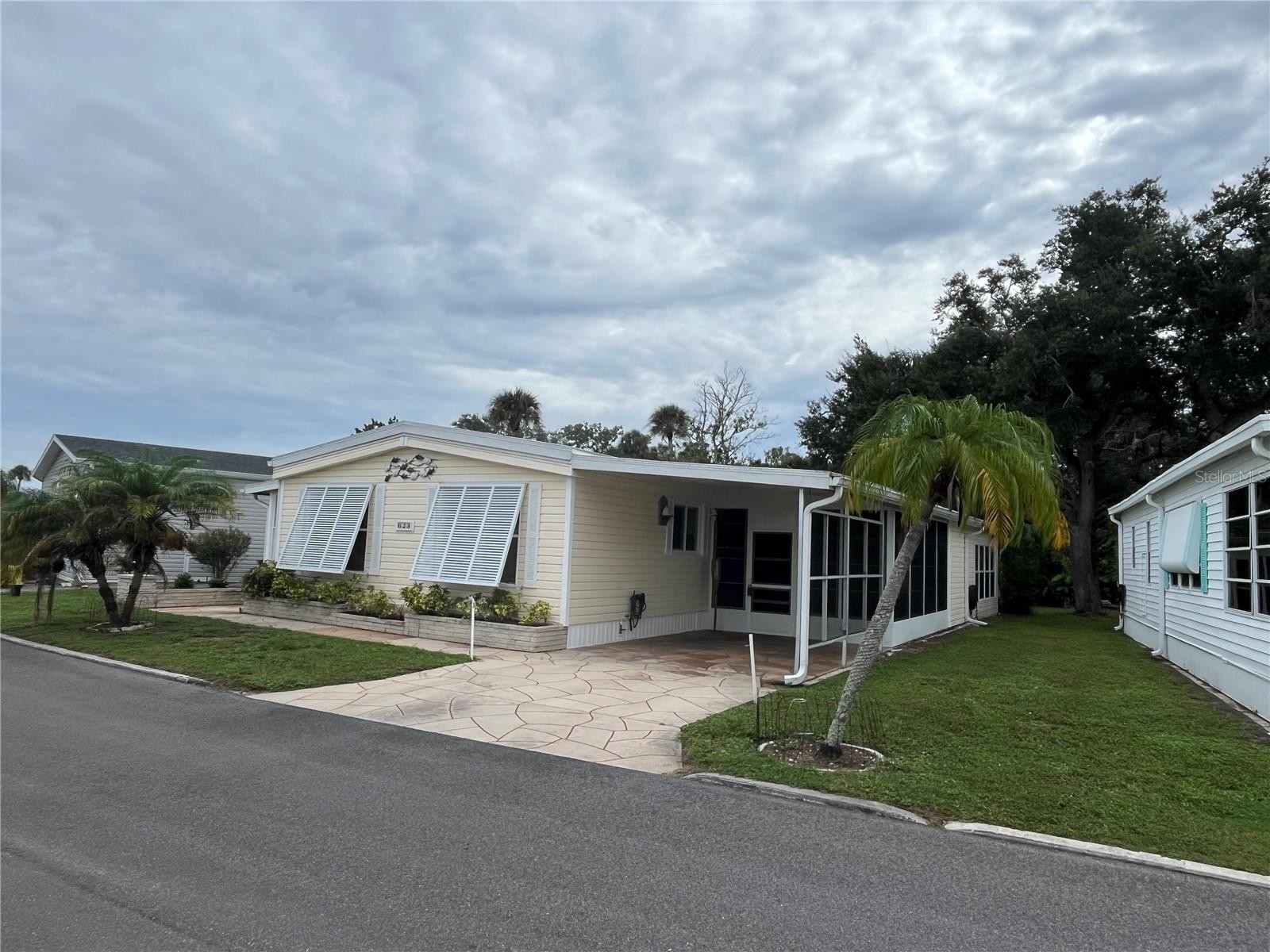 623 CERVINA DR
