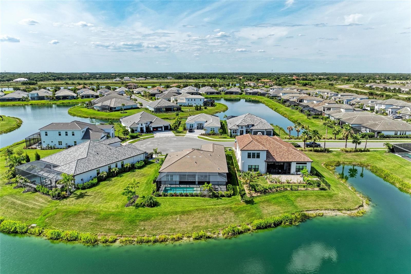 8533 BEECHLAKE CT