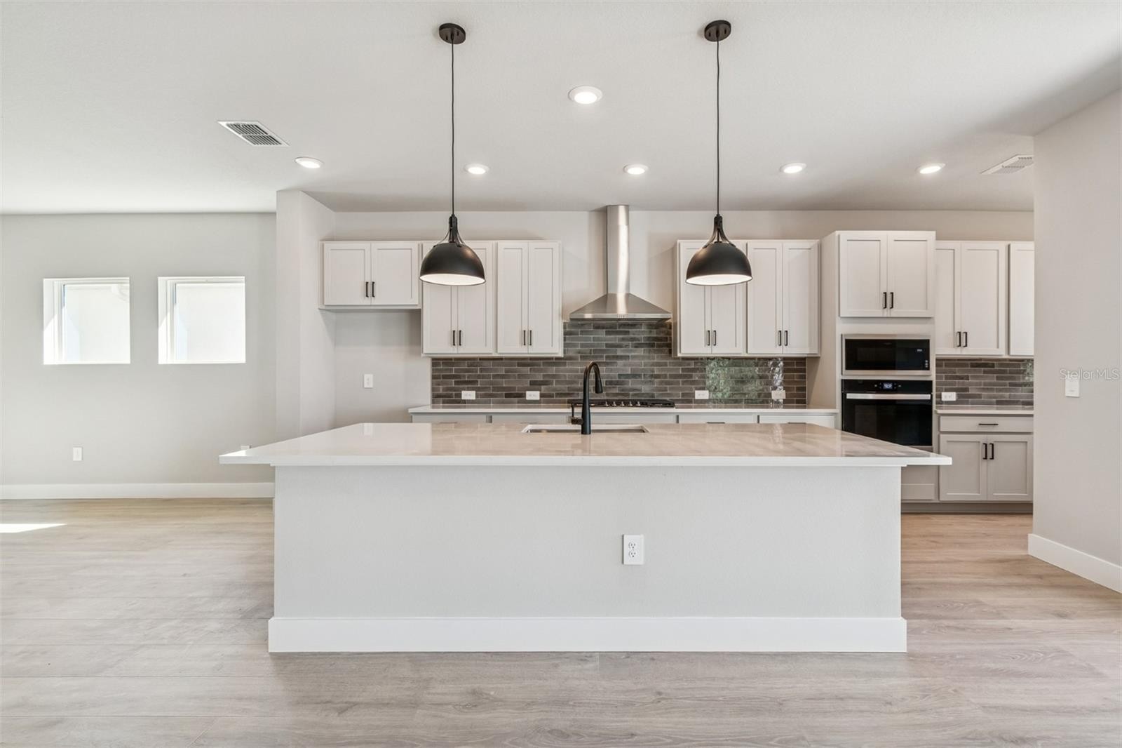 12815 SALTY DOG XING