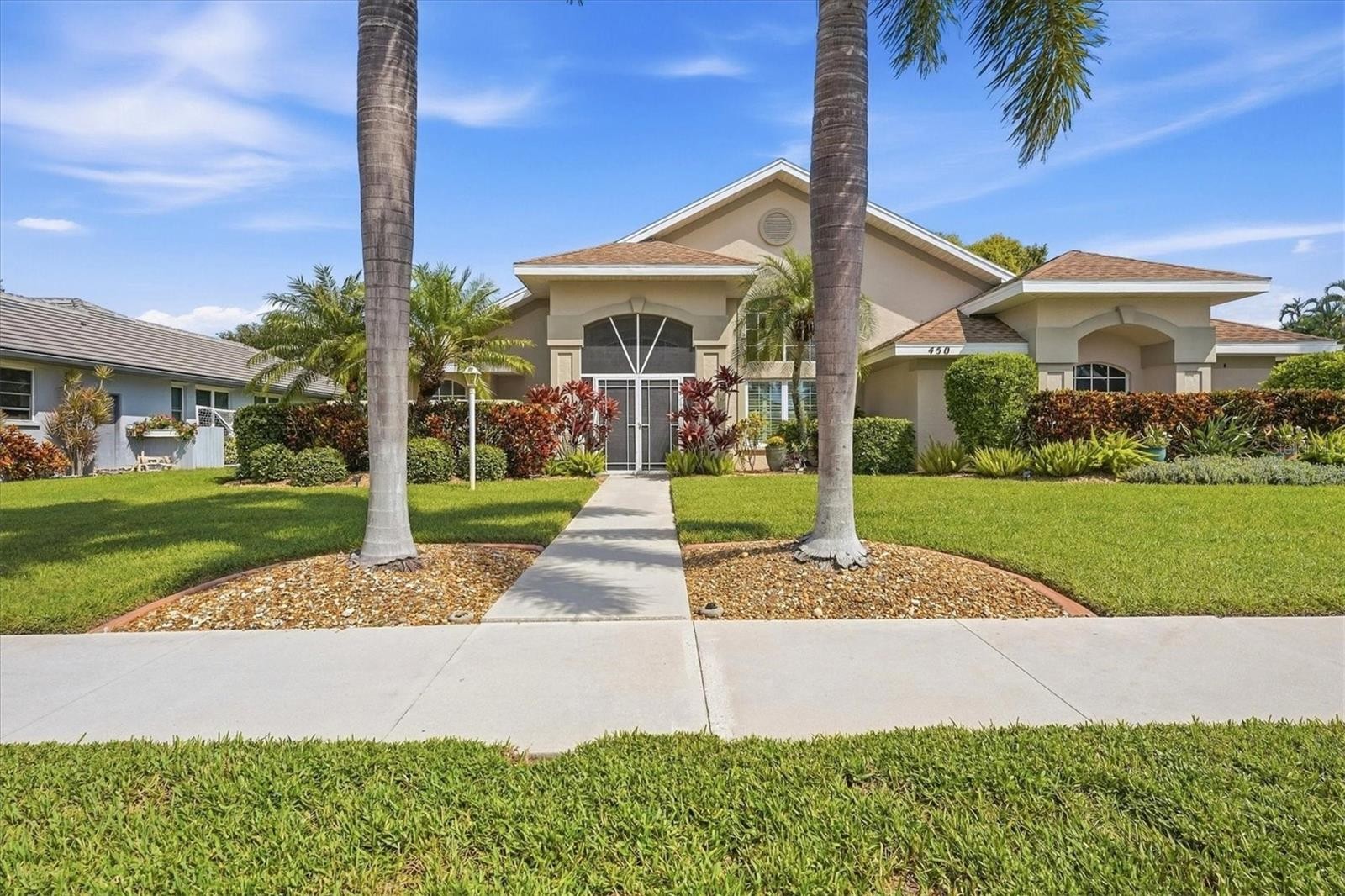 450 LAKE OF THE WOODS DR