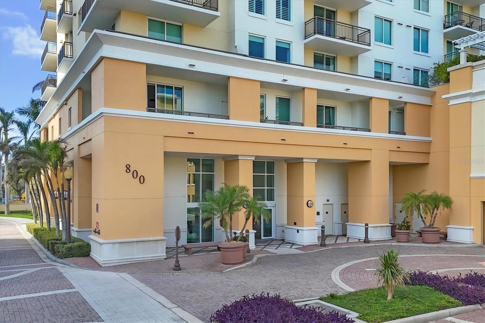 800 N TAMIAMI TRL #808