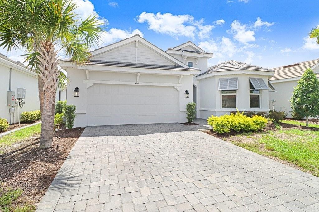 4911 CASERTA CT