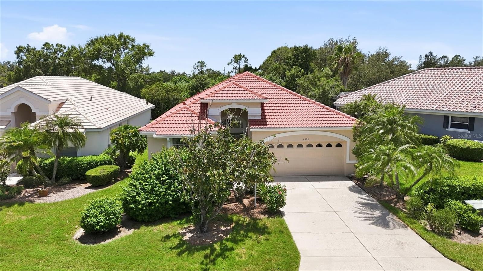 8492 IDLEWOOD CT