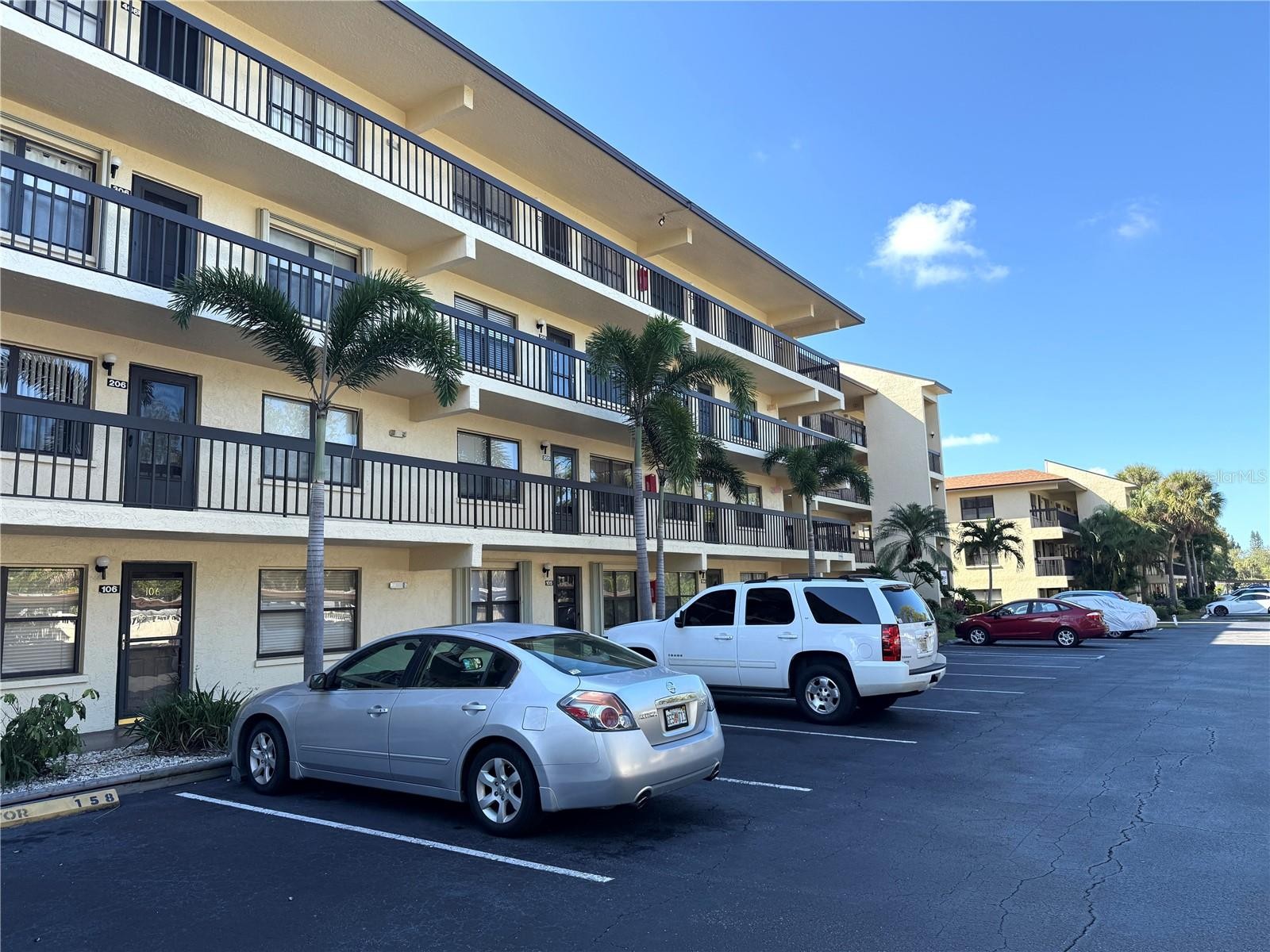 315 30TH AVE W #B305