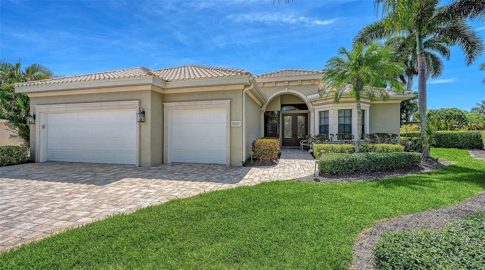 8889 ENCLAVE CT