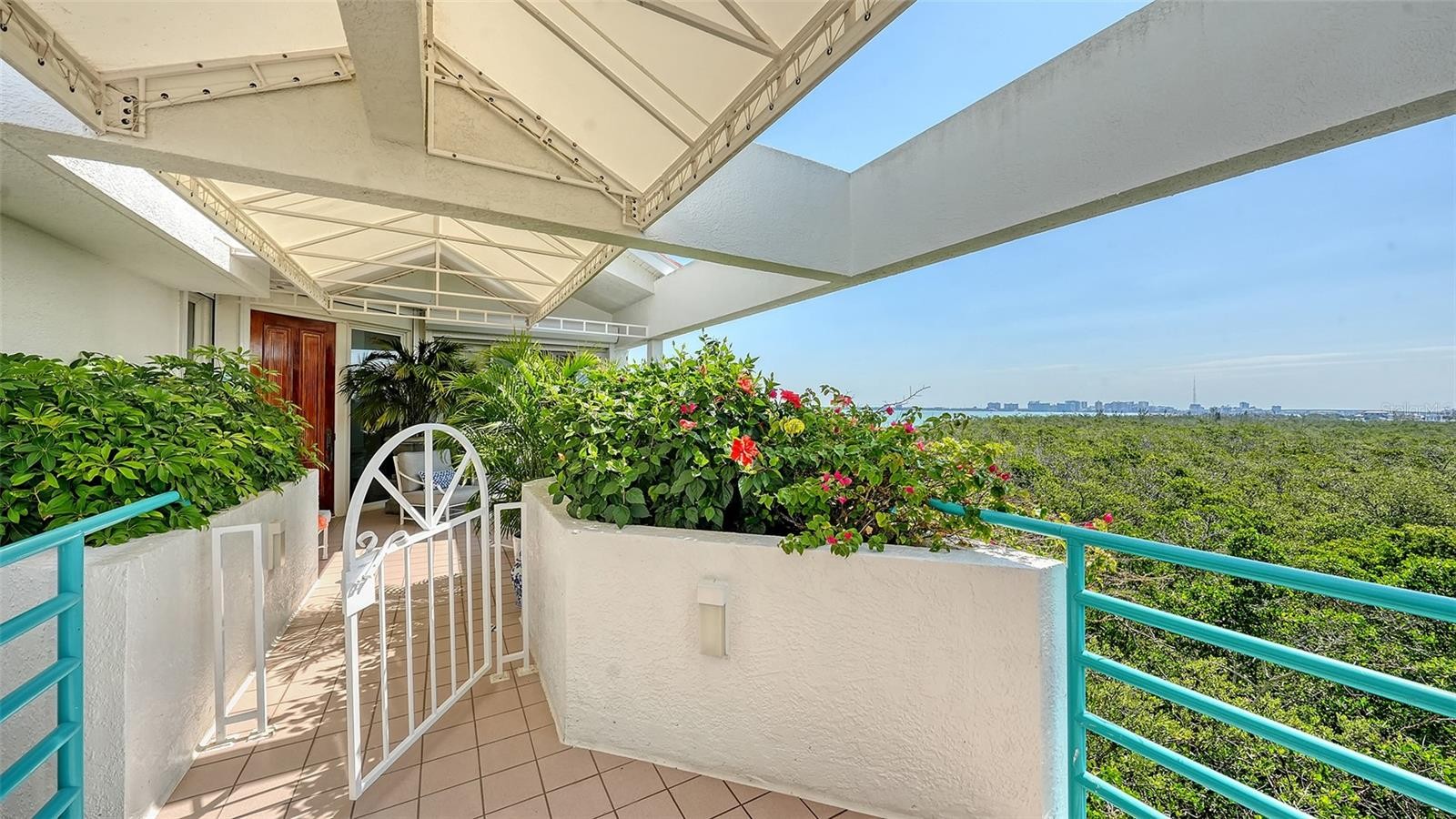 340 GULF OF MEXICO DR #136