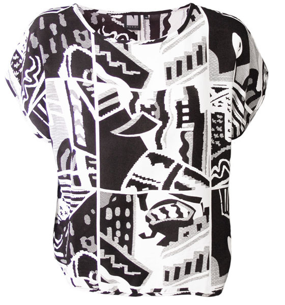 Nurmi-Aura-shirt-bw