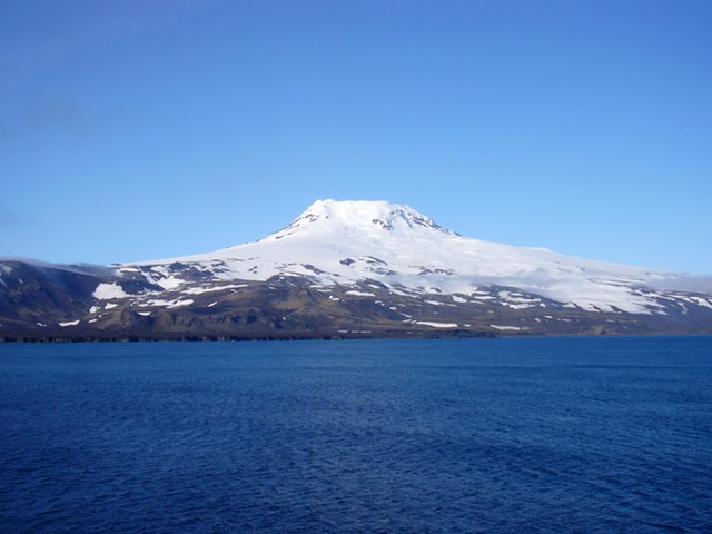 JanMayen-Beerenberg-NoFog