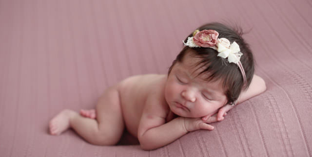 fotos de bebê em estúdio luz natural curso de fotografia newborn workshop de fotografia newborn são paulo pinheiros sp