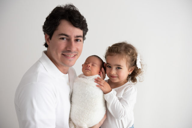 pai com filha e filho presente para pais dias dos pais fotografia com pais e filhos fotografa de familia sao paulo sp laura alzueta