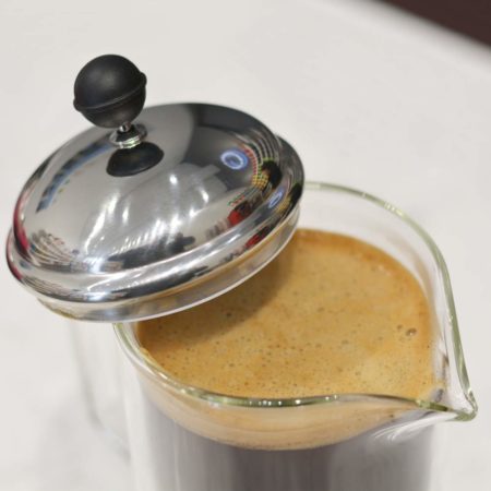 Grosche-Stanford-Double-walled-glass-french-press-pressed-filter-coffee-froth-close-up--2