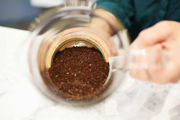 Coarse-ground-coffee-is-best-for-french-presses-bold-flavor-fresh-coffee-web
