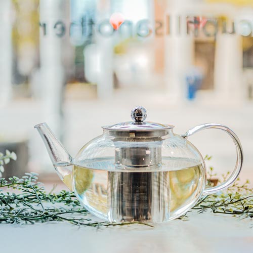 GROSCHE joliette glass teapot with stainless steel infuser steeping tea