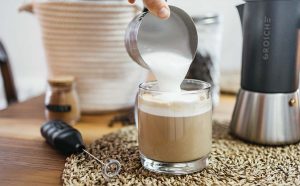 milk-frother-for-making-matcha-tea-sm_blog