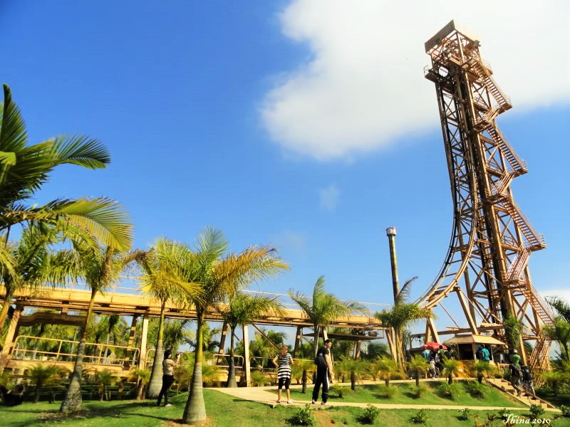 Big Tower, o elevador do parque Beto Carrero World 