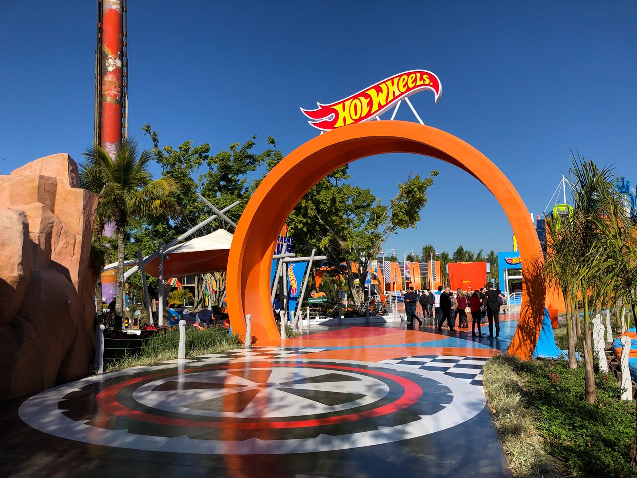 Beto Carrero World inaugura nova área de Hot Wheels