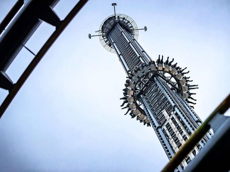 Parque - Big Tower, Importada da suíça, a maior torre radic…