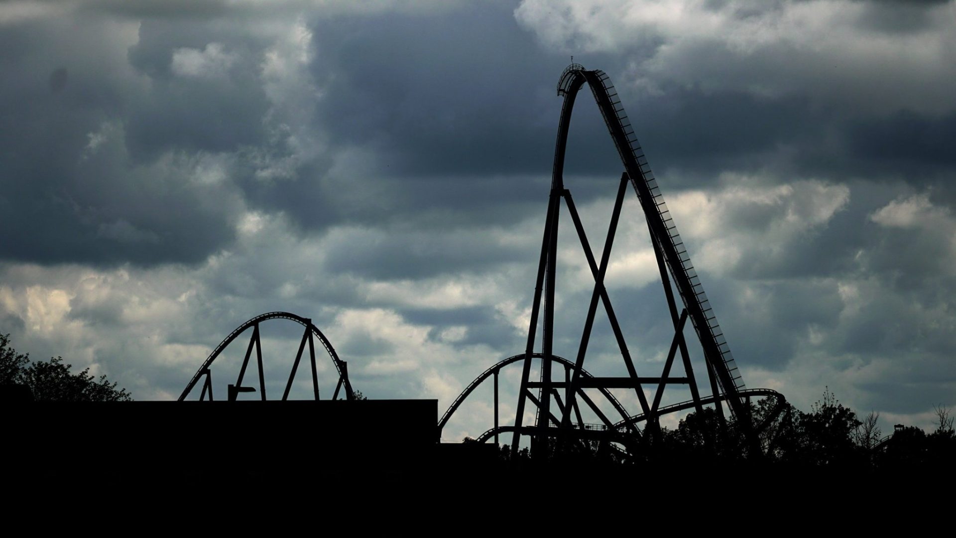 Kings Island acelera construção de sua nova montanharussa Orion