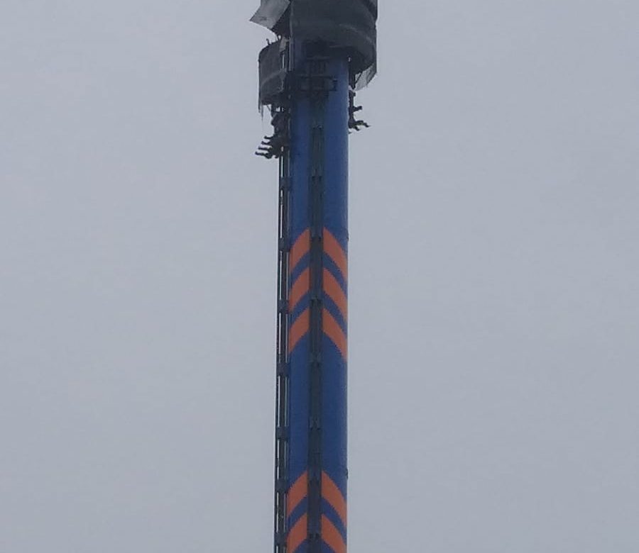 Big Tower do Beto Carrero de volta em breve, com novo visual. #ferias