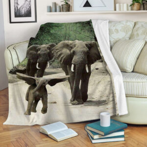 Elephant Family Happy Fleece Throw Blanket –&hellip;