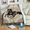 Horse Mom Unique Art Fleece Throw Blanket – Throw Blankets For Couch – Best Blanket For All Seasons