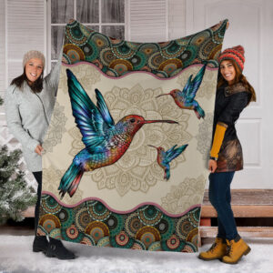 Hummingbird Vintage Mandala Fleece Throw Blanket –&hellip;