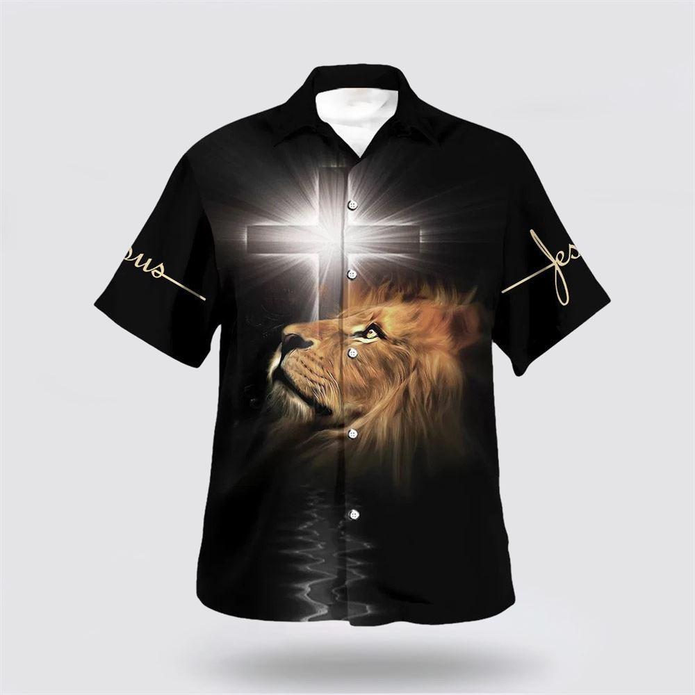 The Light Shines In The Darkness Lion Cross Hawaiian Shirts – Gifts For Christian Families
