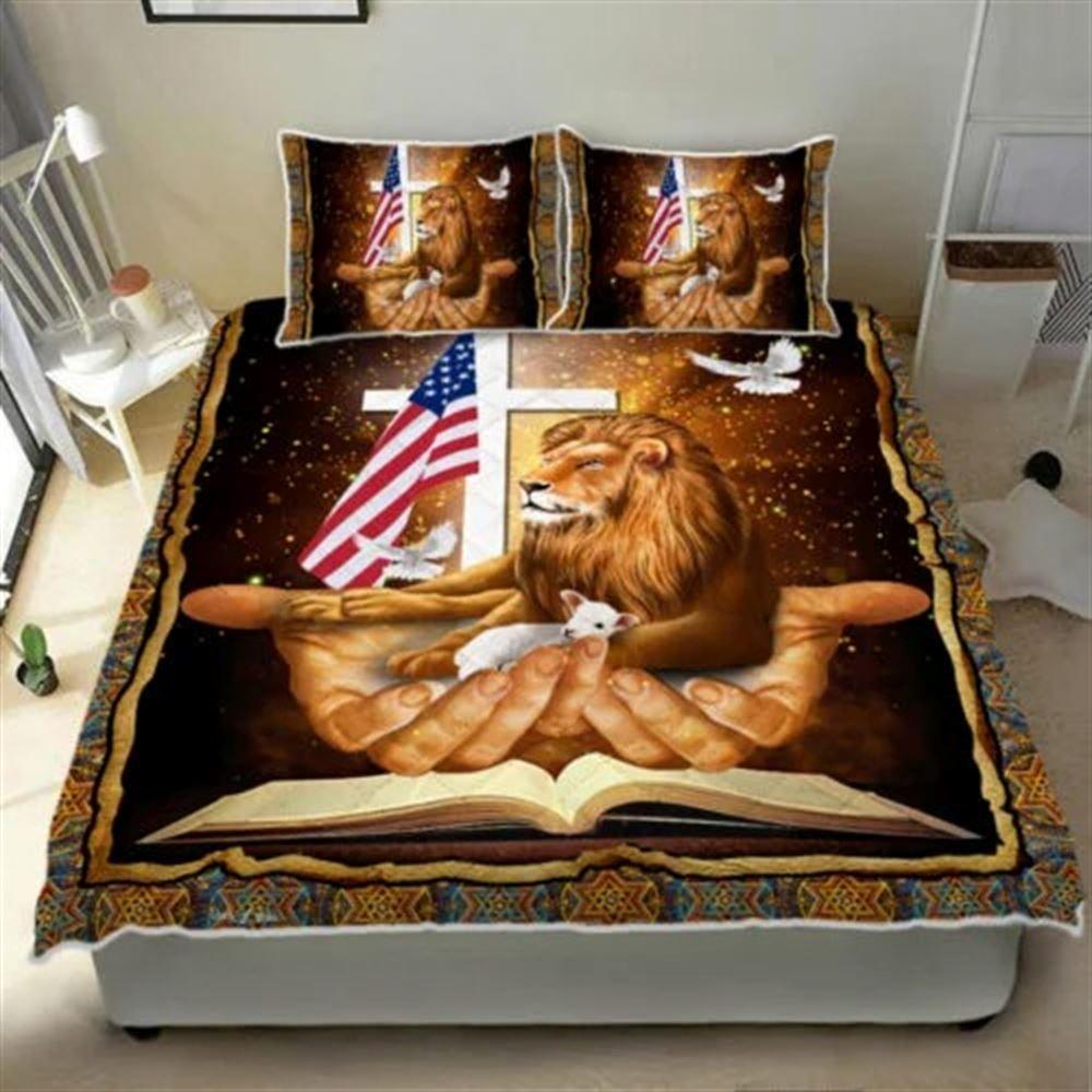 Jesus The Lamb And The Lion Patriot Quilt Bedding Set – Christian Gift For Believers Jesus The Lamb And The Lion Patriot Quilt Bedding Set – Christian Gift For Believers