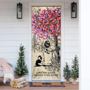 Christmas Door Cover, Dog And She Lived&hellip;