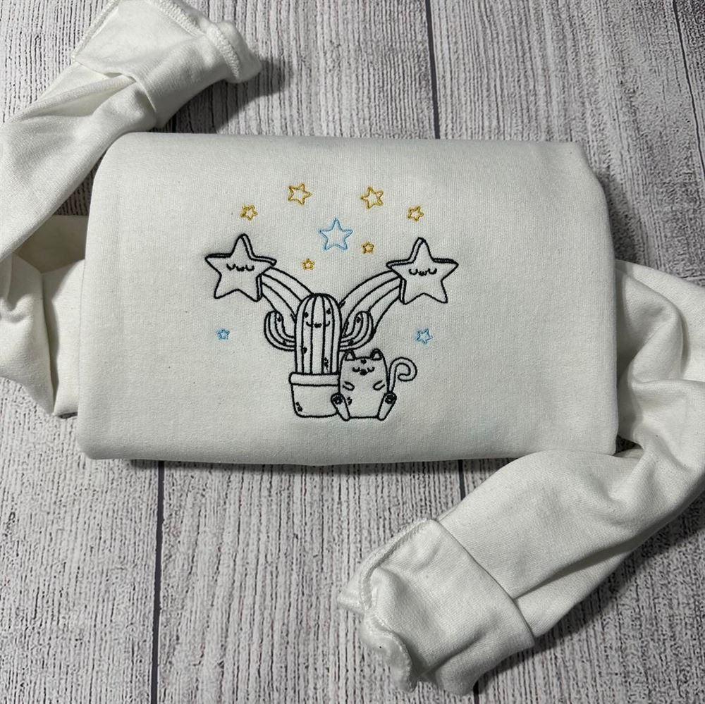 Embroidered Sweatshirts, Cactus And Cat Embroidered Crewneck, Women’s Embroidered Sweatshirts